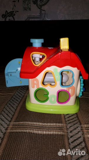 Домик развивающий