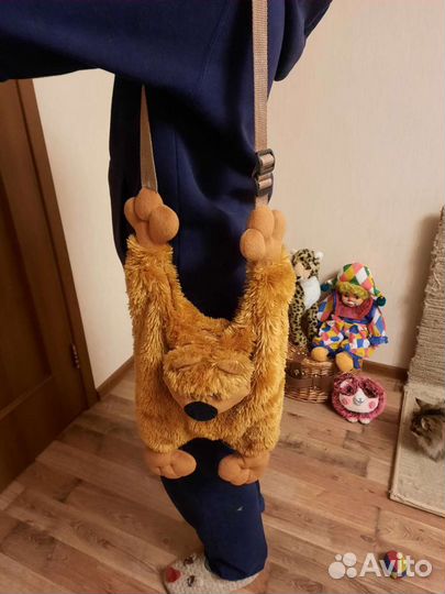 Игрушки: сумочка-мишка, ежик, тигрик, панды,зайчик