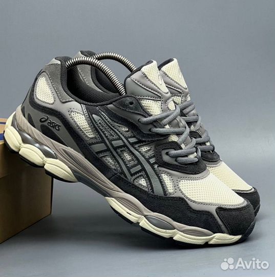 Новый цвет Asics NYC