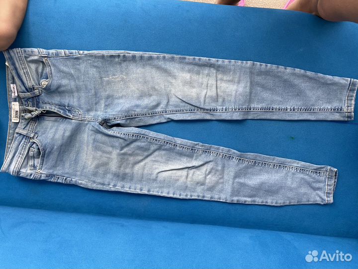 Джинсы женские