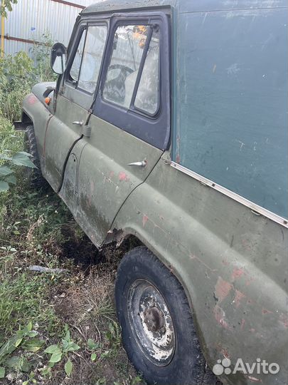 Запчасти на УАЗ 469