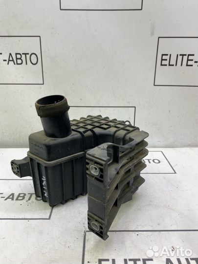 Резонатор воздушного фильтра Mazda 6 GH 2008