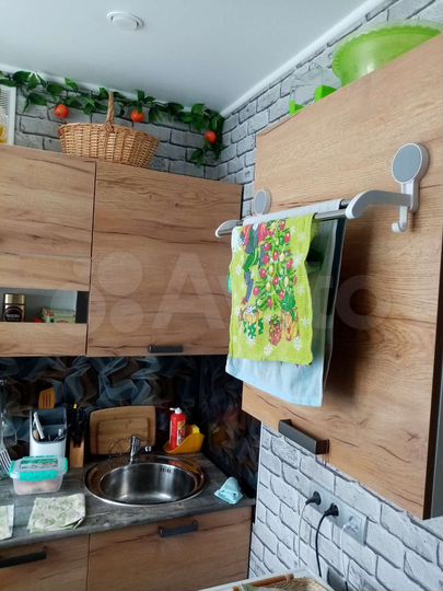 3-к. квартира, 49 м², 3/5 эт.