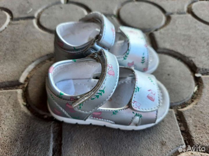 Босоножки для девочки