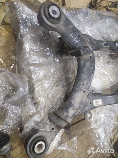 Задний подрамник Mercedes Benz ML W164 GL X164