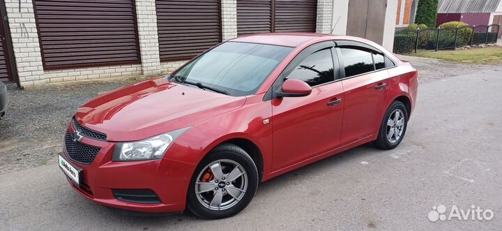 Chevrolet Cruze 1.6 МТ, 2011, 203 000 км