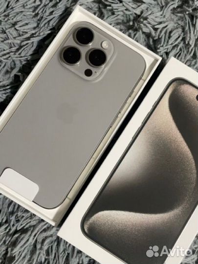 iPhone 15 Pro, 256 ГБ