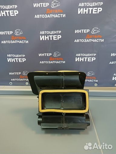 Распределитель воздухообогрева в сб 21700810301000