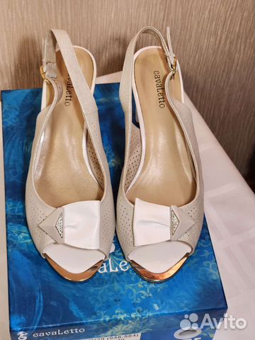 Босоножки кожаные женские 40 размер