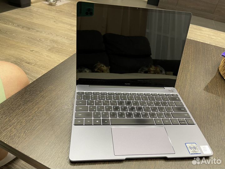Huawei matebook 13