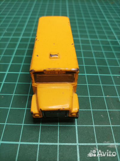 School Bus (Matchbox 1:95)