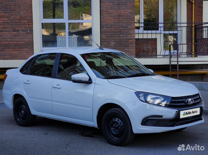 LADA Granta 1.6 МТ, 2021, 50 000 км