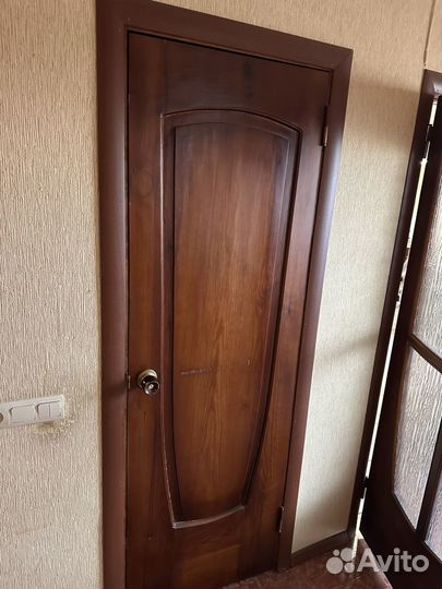 Двери межкомнатные массив