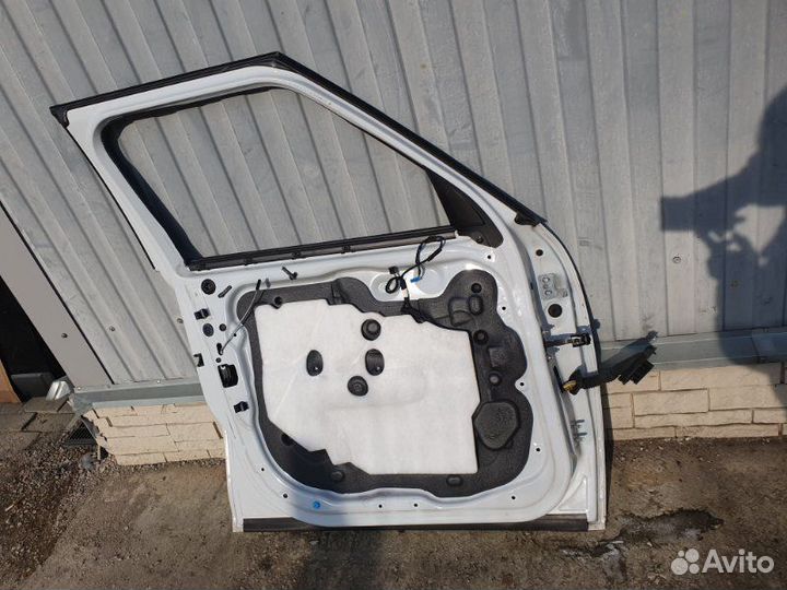 Дверь передняя левая Mini Cooper S Countryman R60