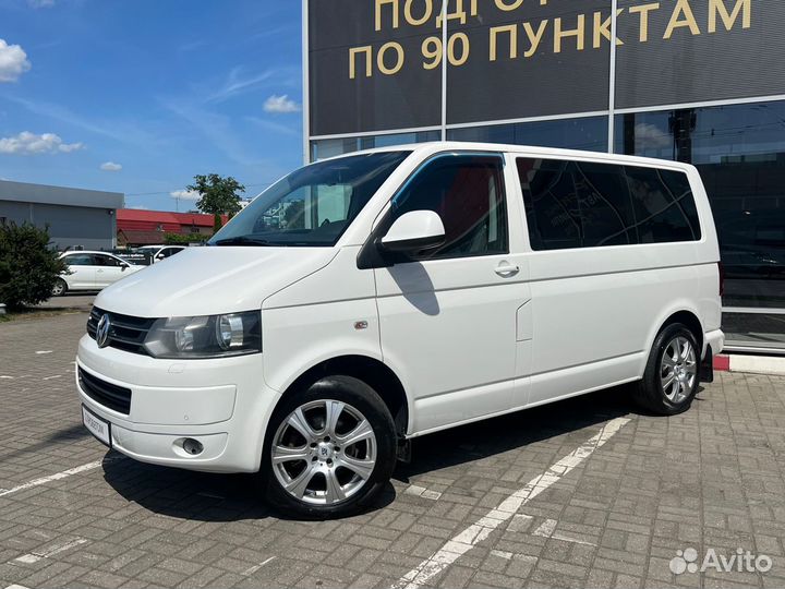 Volkswagen Multivan микроавтобус, 2010