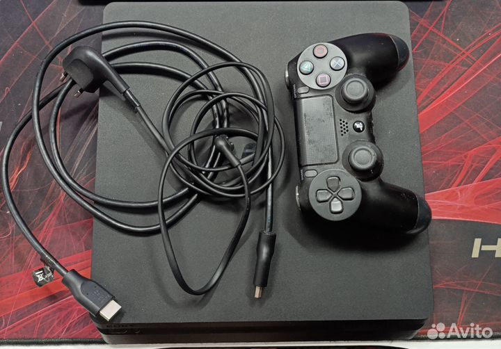 Sony playstation 4 slim