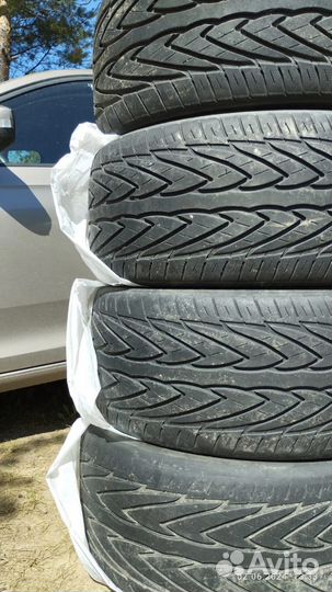 Toyo Proxes 4 275/40 R20