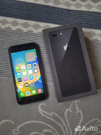 iPhone 8 Plus, 64 ГБ
