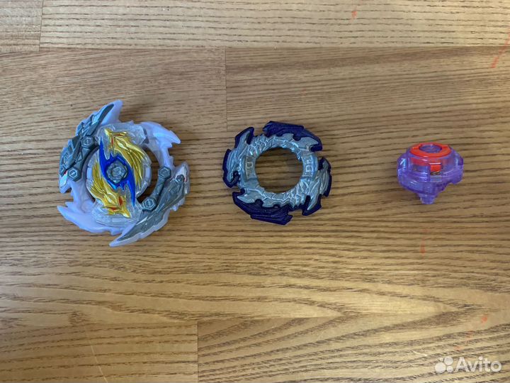 Zvei longinus бейблейд