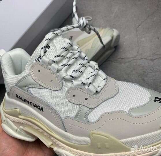 Balenciaga Triple S White