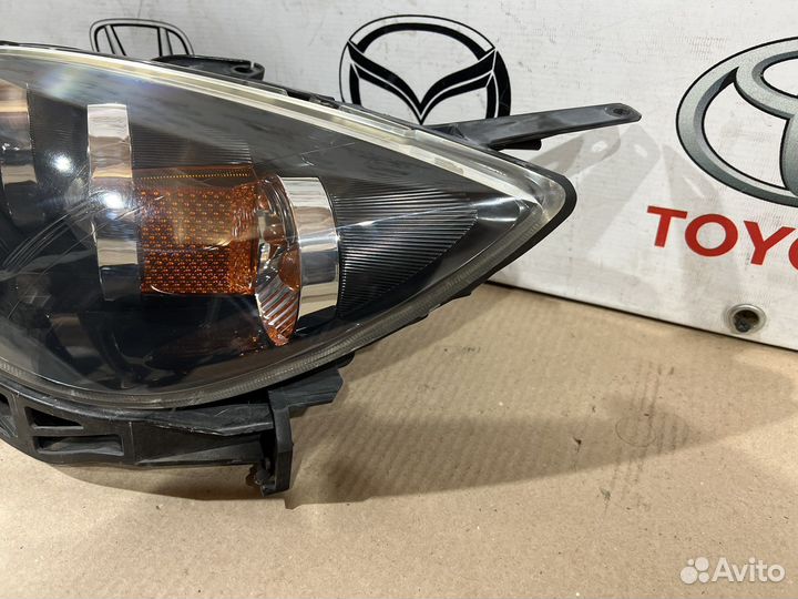 Фара передняя левая Mazda 3 BK хетчбэк 2002-2008