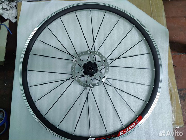 Шоссейное колесо 28 (700С ) на оси 12/100