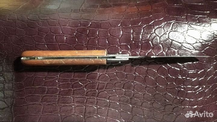 Нож складной связиста