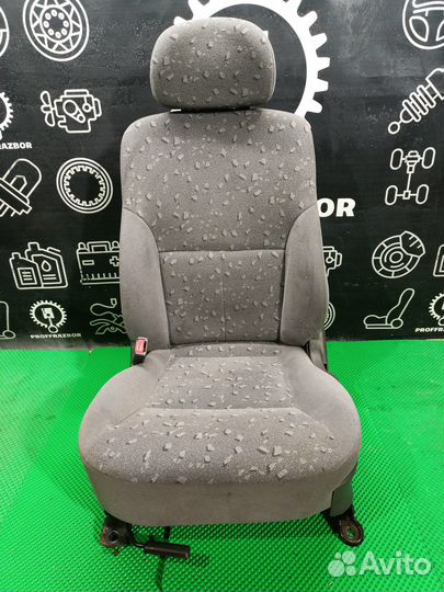 Сиденье водительское kia spectra 2009