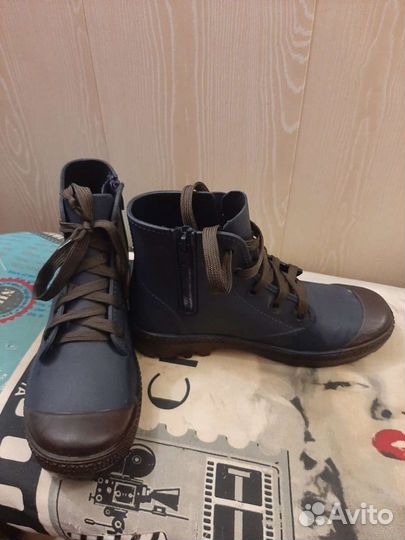 Резиновые ботинки