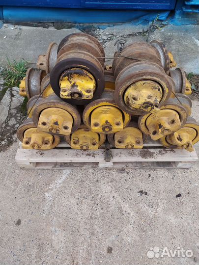 Каток опорный двубортный 24-21-170сп Т-130, Т-170