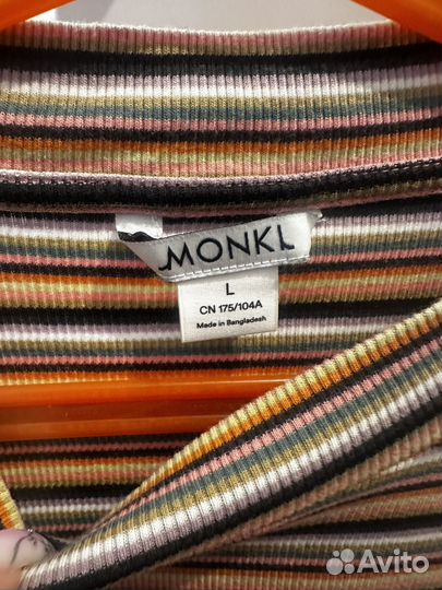 Лонгслив monki