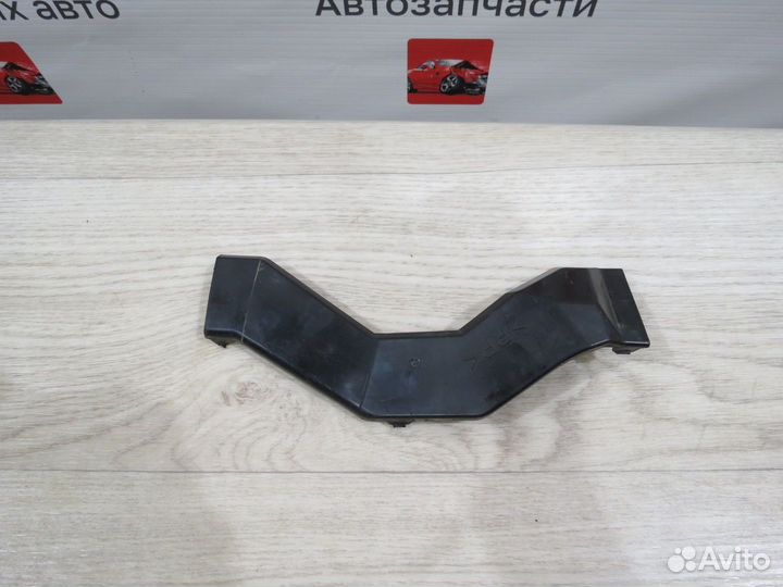 Накладка декоративная Mazda 3 BK