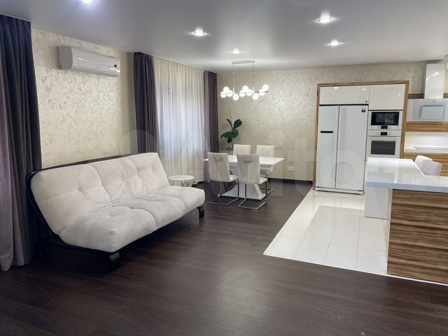 3-к. квартира, 138 м², 13/14 эт.