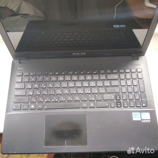 Ноутбук Asus i3