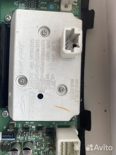 Кнопки управления климатом infiniti g35