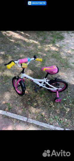 Велосипед Racer для девочки 3-4 лет