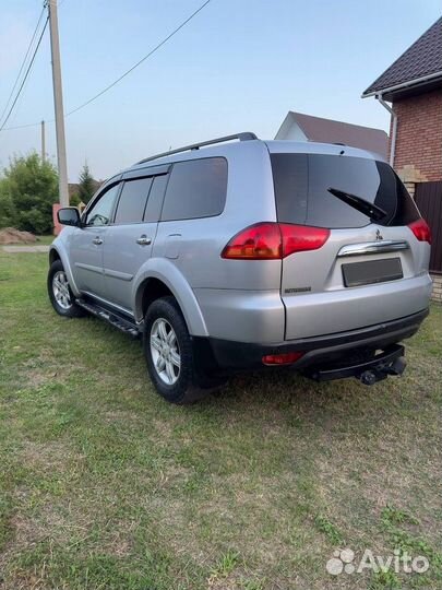 Mitsubishi Pajero Sport 2.5 AT, 2012, 165 200 км