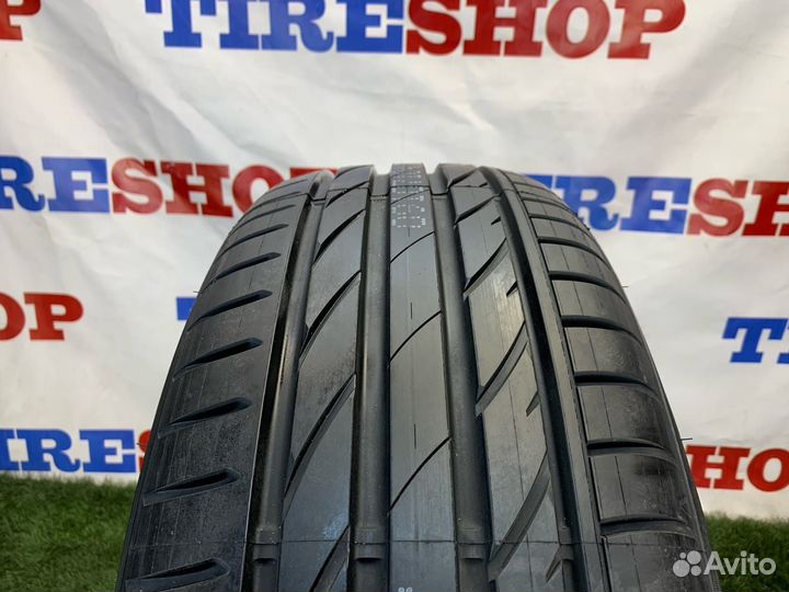 Maxxis Victra Sport VS5 245/40 R19 98Y