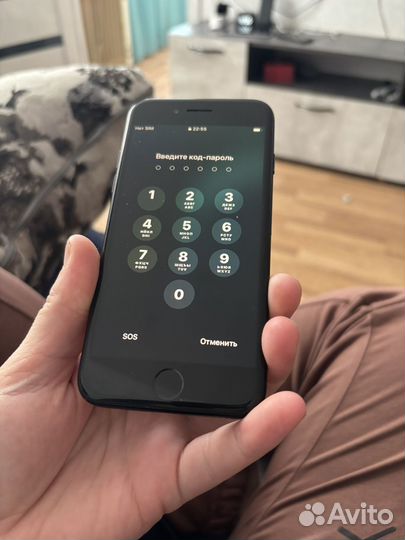 iPhone SE (2020), 64 ГБ