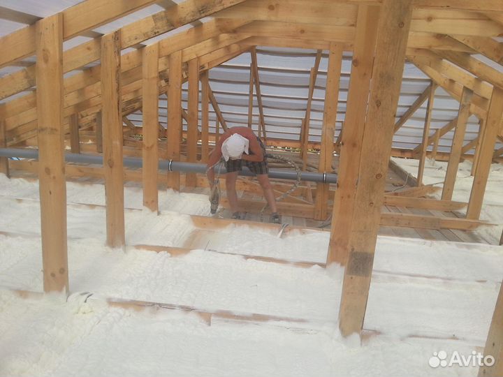 Утепление пенополиуретаном ангаров складов домов