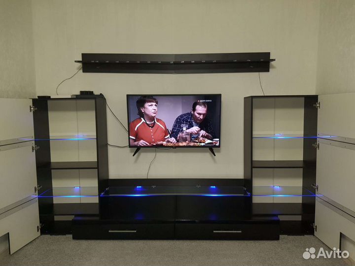 Стенка в гостиную