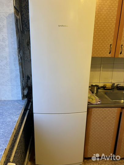 Холодильник daewoo