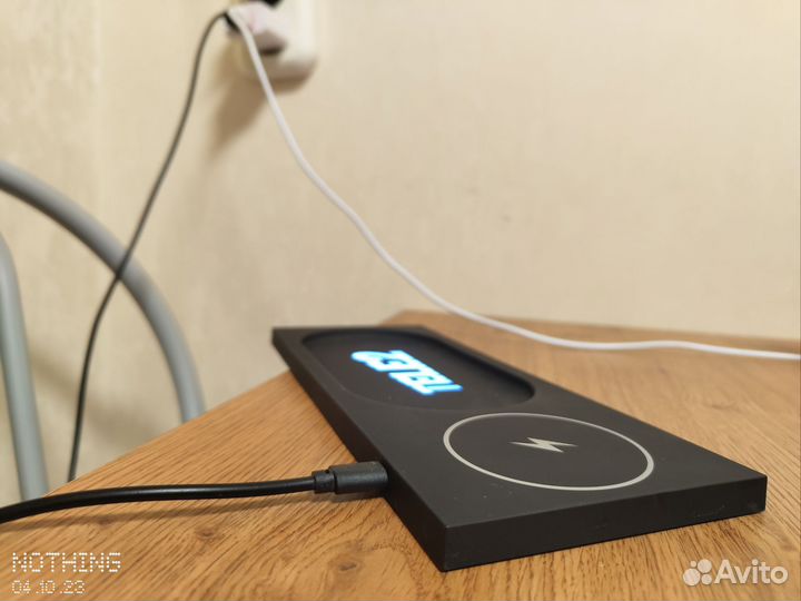 Беспроводная зарядка ночник