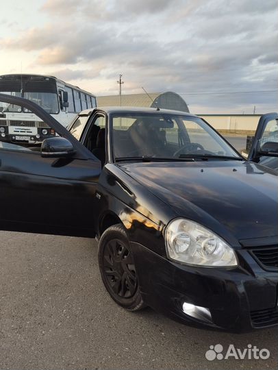 Крыло приора