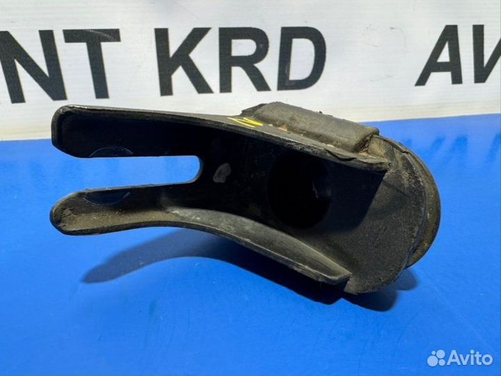 Подушка двигателя левая Honda Elysion RR3 J30A