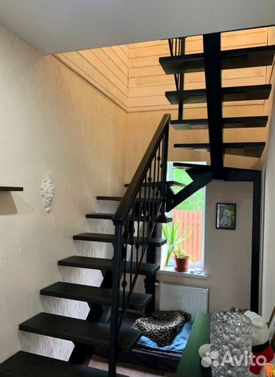 Лестничные перила кованные с монтажем