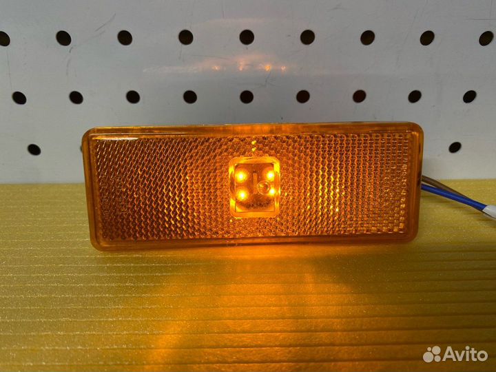 Фонарь габаритный (комплект 2 штуки) Mercedes