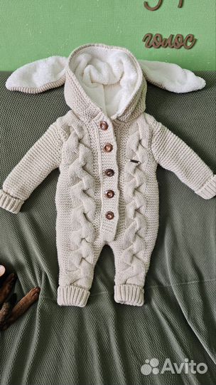 Новый Вязанный комбинезон с ушками зайца