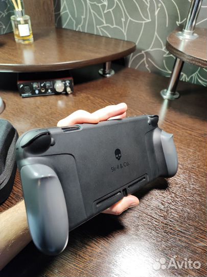 Прошитая Nintendo Switch Rev. 1