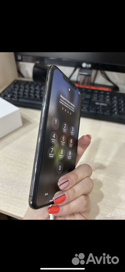 iPhone xs max 64gb